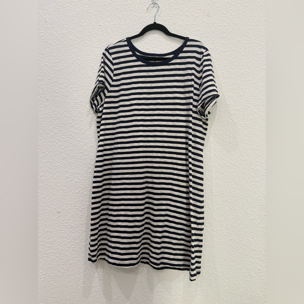 Old Navy Striped Black and White Women's Dress